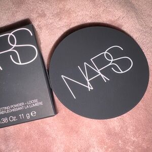NARS Light Reflecting Setting Powder